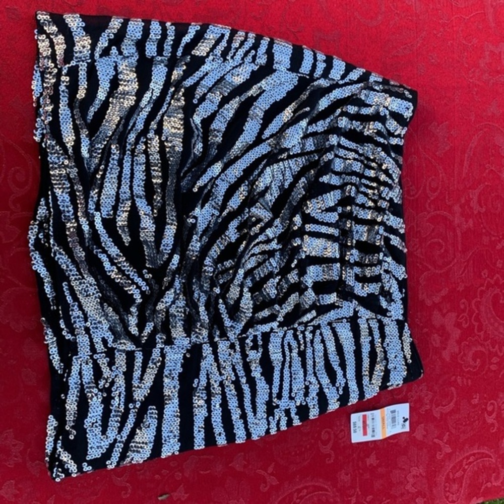 NEW  Skirt Bar III 3 Black Sequin NWT - Size S Silver Animal Print‎ Small